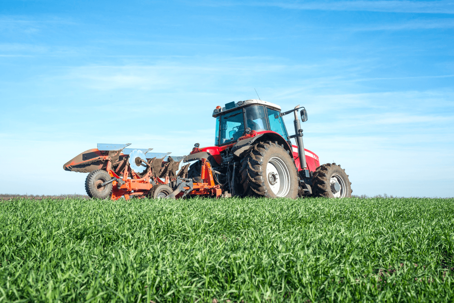 How to Choose the Right Tractor Horsepower for Small and Large Farms
